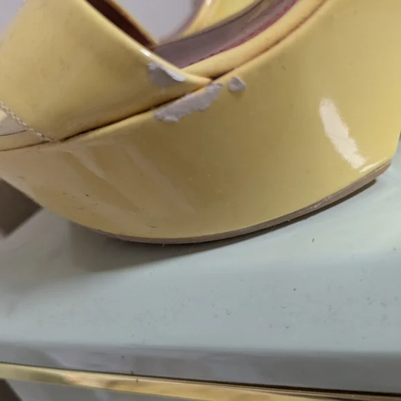 Chanel Yellow Women's Sandals - Picture 5 of 5